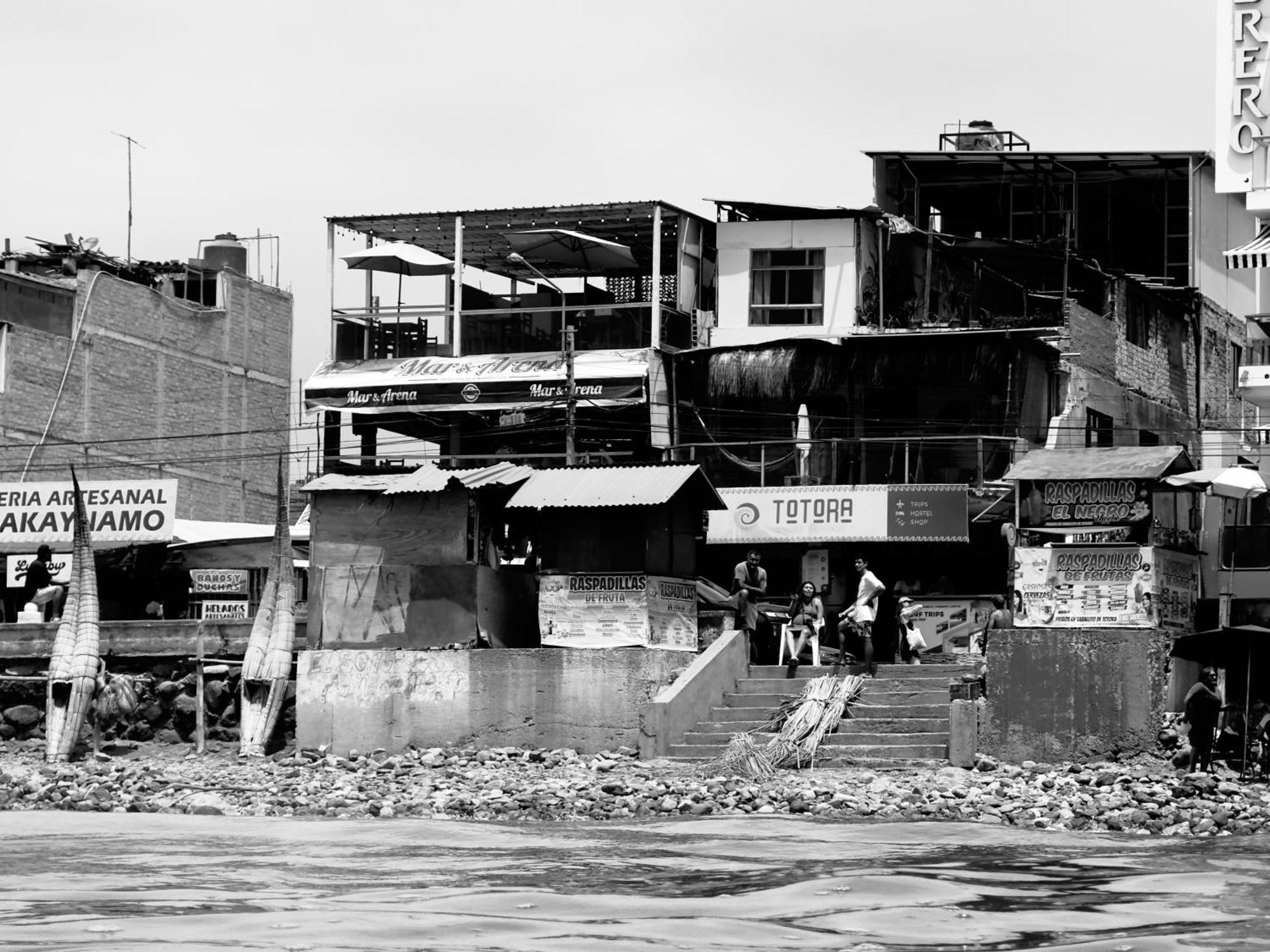 Totora Surf Hostel Huanchaco Exterior foto